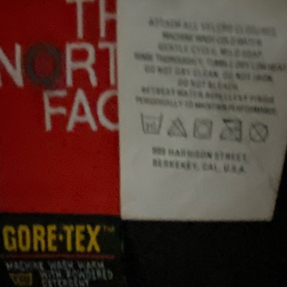 Vintage The North Face Down Red and Black Gore-Tex Parka Mountain Jacket Large - Picture 10 of 14